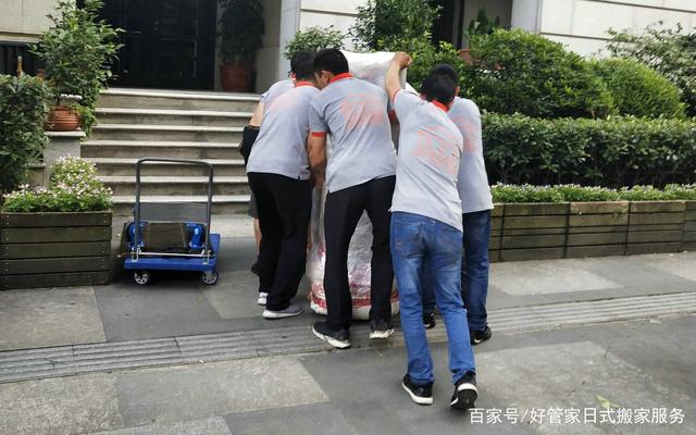 搬家公司搬运工都是男人吗?其实日式搬家服务中女工是不可缺少的